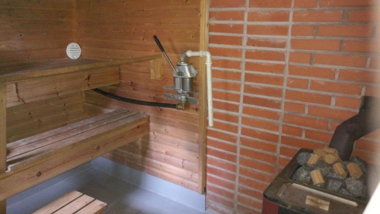 Ilo107 Villa Huhus Luaran gambar